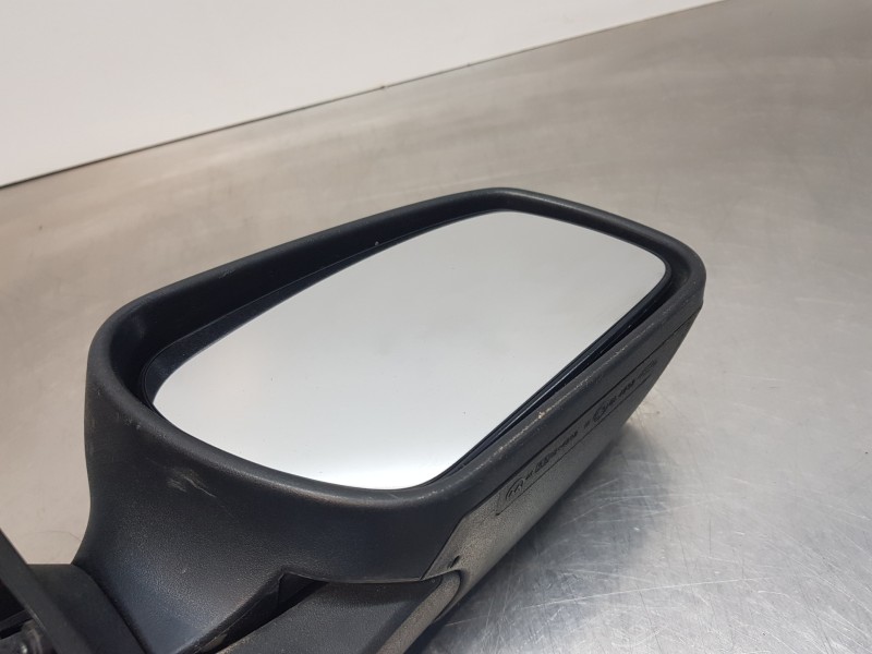 Recambio de retrovisor derecho para ford focus berlina (cap) ghia referencia OEM IAM 1510871  