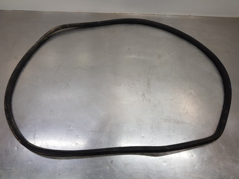 Recambio de gomas contorno puerta para mercedes clase c (w206) 220 d referencia OEM IAM A0997270300  