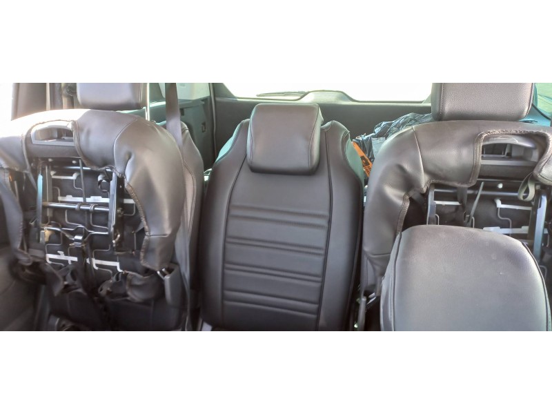 peugeot 5008 del año 2014