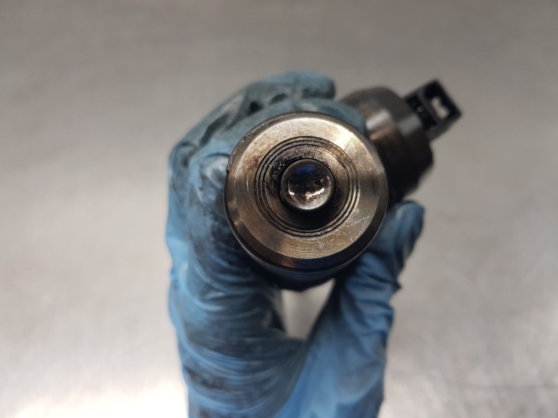 Recambio de inyector para seat ibiza (6l1) sigma referencia OEM IAM 038130073AG 0414720215  Recambio de inyector para seat ibiza (6l1) sigma referencia OEM IAM 038130073AG 0414720215