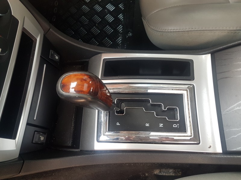 chrysler 300 c del año 2005