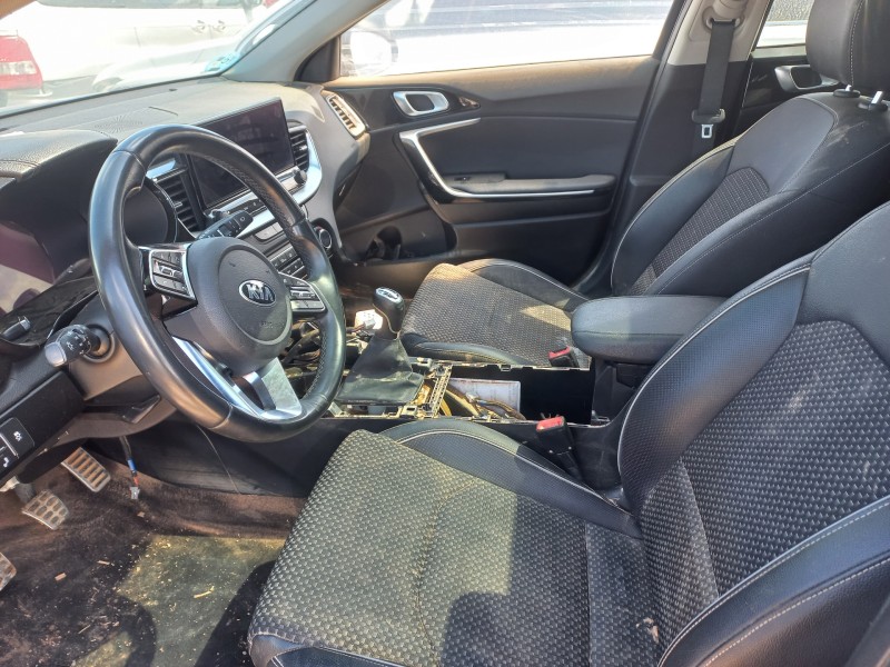 kia xceed del año 2020