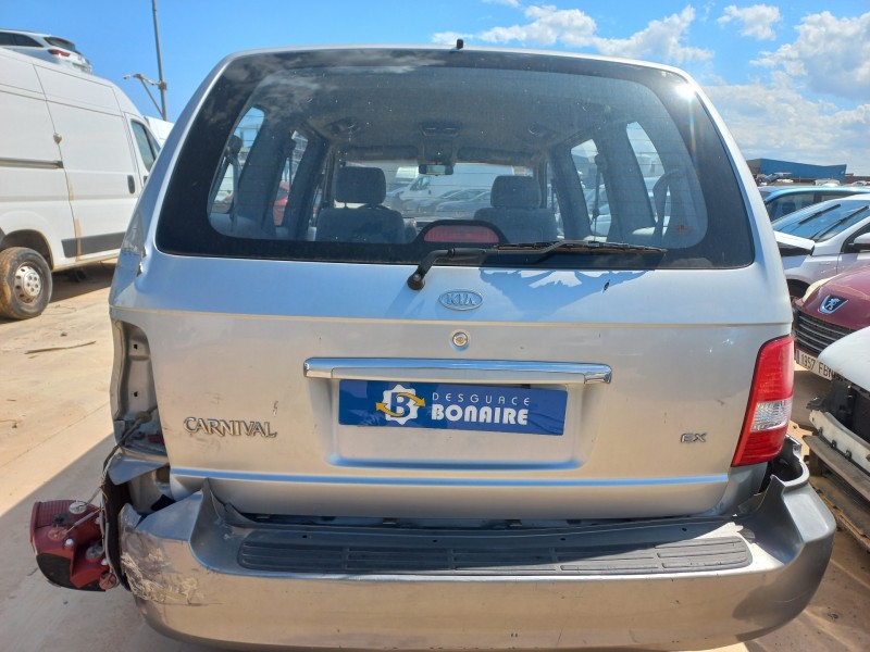 kia carnival ii del año 2004
