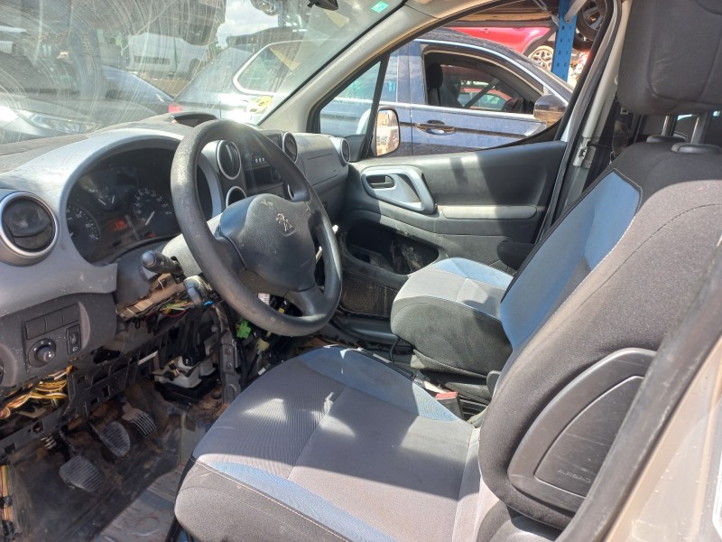 peugeot partner kombi del año 2012