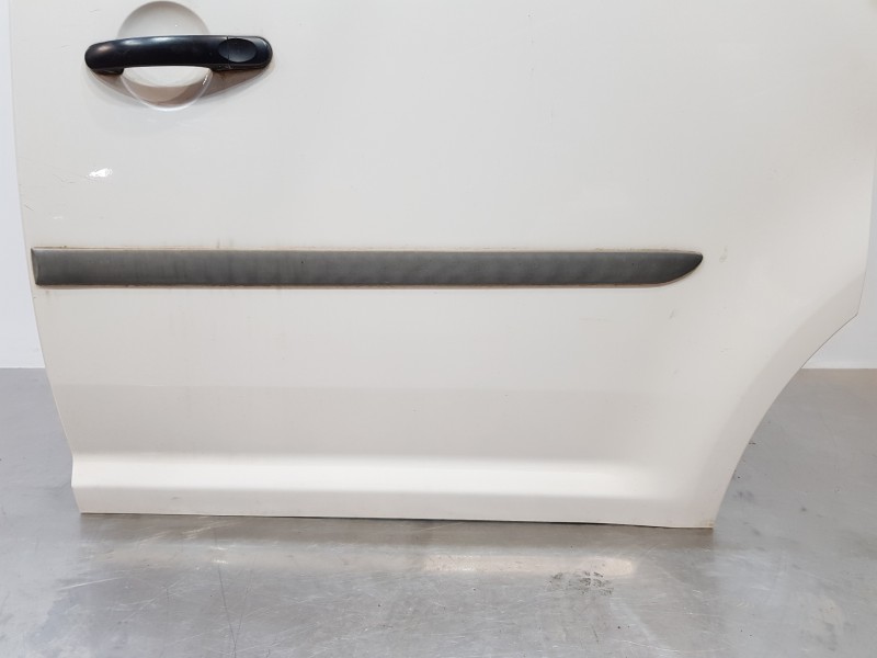 Recambio de puerta lateral corredera izquierda para volkswagen caddy v cargo referencia OEM IAM 2K5843107C  