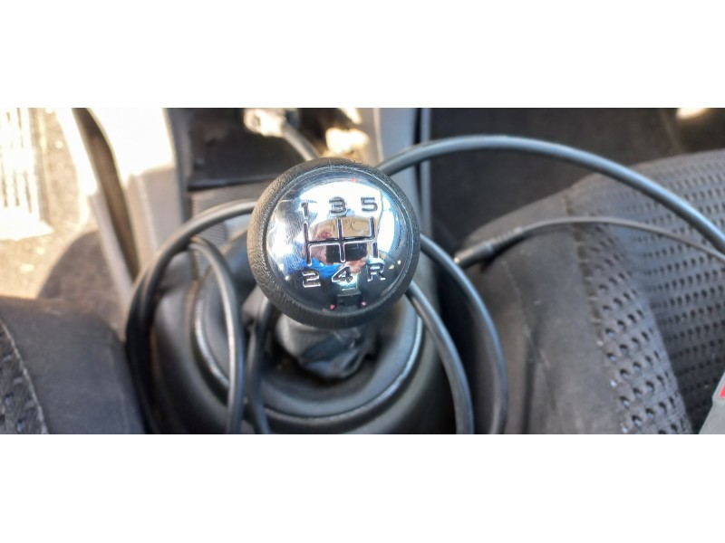 citroen c4 berlina del año 2004