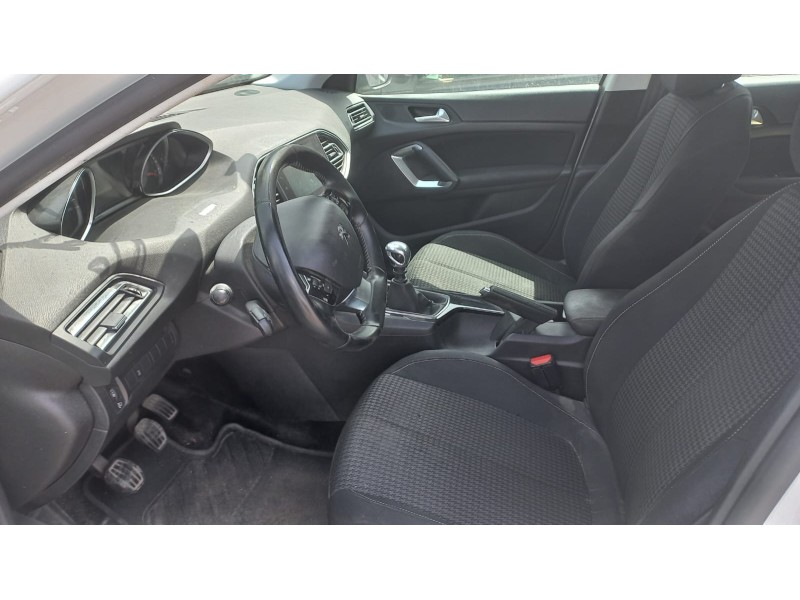peugeot 308 del año 2018