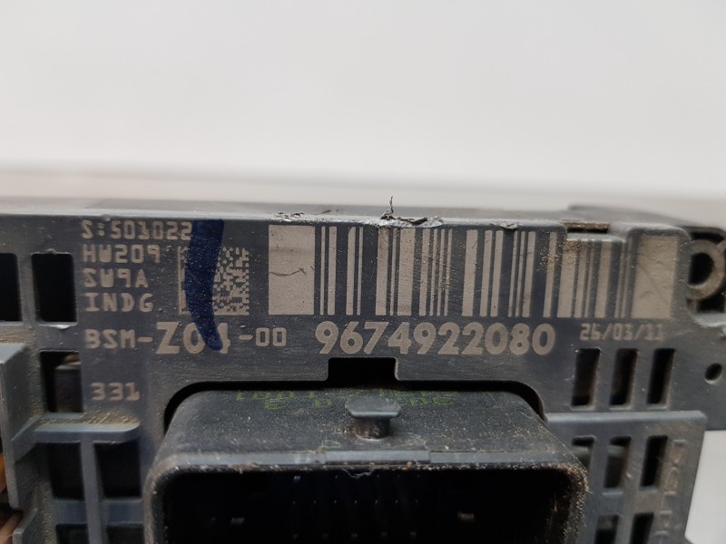 Recambio de caja reles / fusibles para peugeot 508 sw allure referencia OEM IAM 9674922080 BSMZ04 