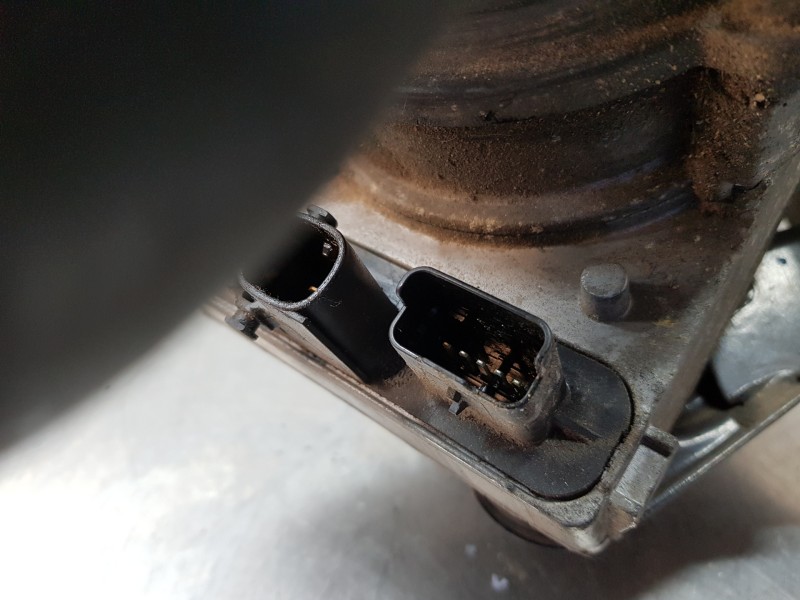 Recambio de bomba direccion para peugeot 508 sw allure referencia OEM IAM 1629092880 9675277380 4008J6