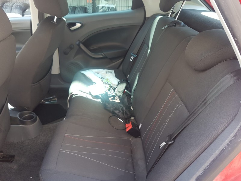 seat ibiza (6j5) del año 2011