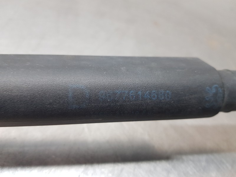 Recambio de amortiguadores maletero / porton para peugeot 508 sw allure referencia OEM IAM 9677614680  