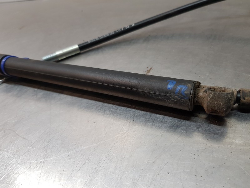 Recambio de amortiguadores maletero / porton para peugeot 508 sw allure referencia OEM IAM 9677614780  