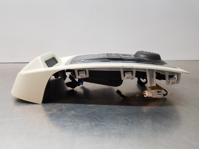 Recambio de luz interior para peugeot 508 sw allure referencia OEM IAM 6362CG  