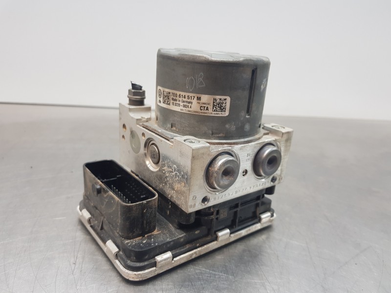 Recambio de abs para volkswagen caddy v cargo referencia OEM IAM 7E0614517M 10022008244 7E0907379P