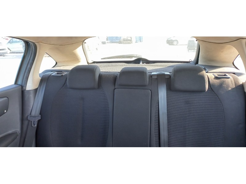 citroen c4 berlina del año 2004