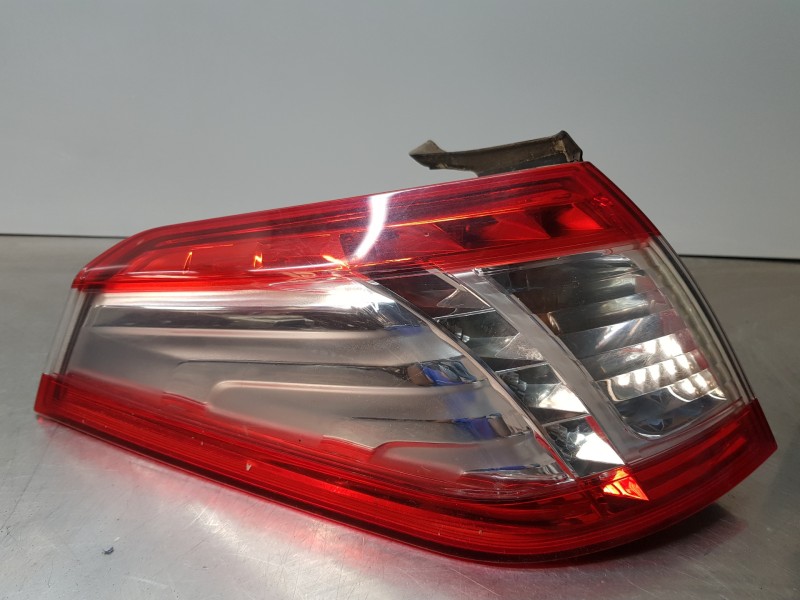 Recambio de piloto trasero izquierdo para peugeot 508 sw allure referencia OEM IAM 6350LY  