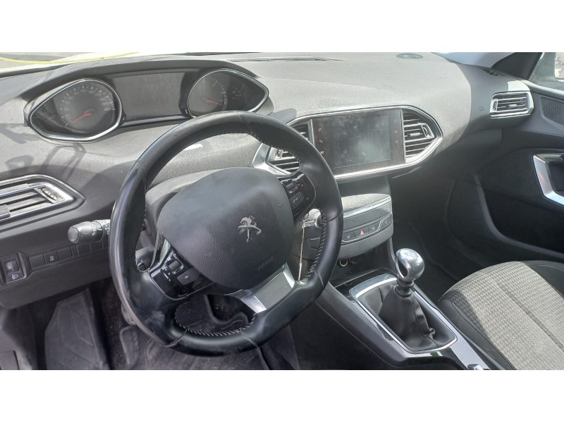 peugeot 308 del año 2018