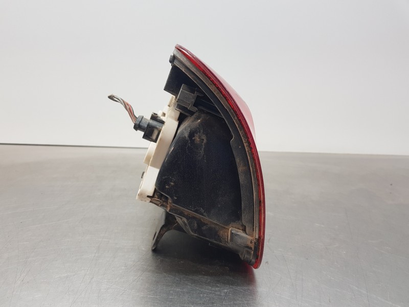 Recambio de piloto trasero izquierdo para volkswagen caddy v cargo referencia OEM IAM 2K1945095Q  