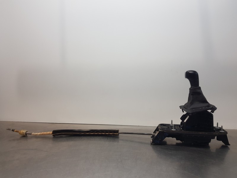 Recambio de palanca cambio para volkswagen caddy v cargo referencia OEM IAM 1T1713025AS  