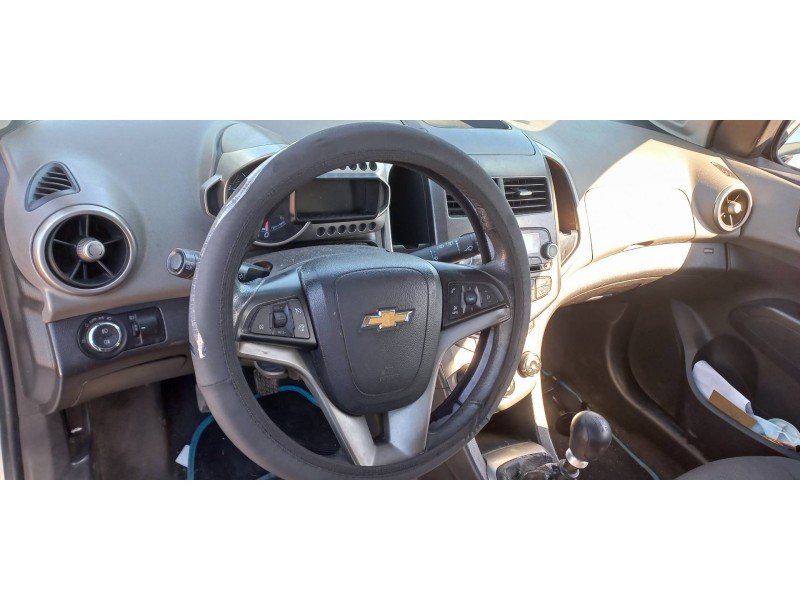 chevrolet aveo berlina hatchback del año 2012