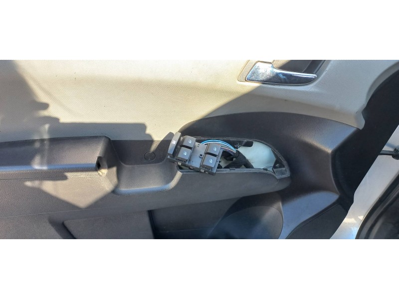 chevrolet aveo berlina hatchback del año 2012