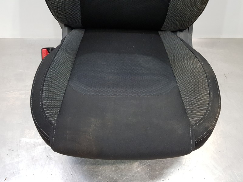 Recambio de asiento delantero izquierdo para nissan qashqai (j11) acenta referencia OEM IAM 873514EA0A 871544EA1A 