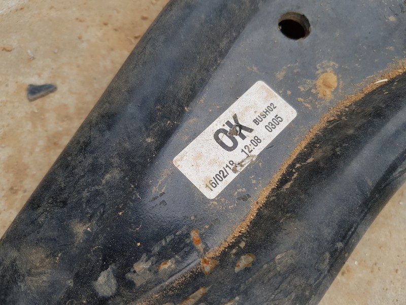 Recambio de puente delantero para nissan qashqai (j11) acenta referencia OEM IAM 54401HV00A  