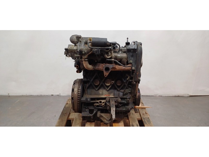 Recambio de motor completo para renault megane ii berlina 3p confort authentique referencia OEM IAM F9QB8  