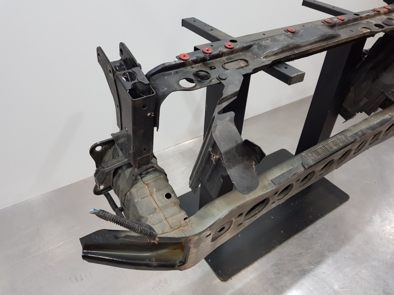 Recambio de refuerzo paragolpes delantero para ford c-max titanium referencia OEM IAM 1859725 BM51A10922BE  Recambio de refuerzo paragolpes delantero para ford c-max titanium referencia OEM IAM 1859725 BM51A10922BE