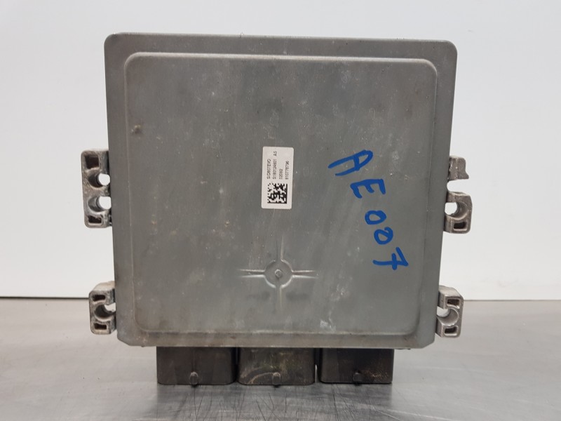 Recambio de centralita motor uce para ford c-max titanium referencia OEM IAM AV6112A650YF S180133002F 