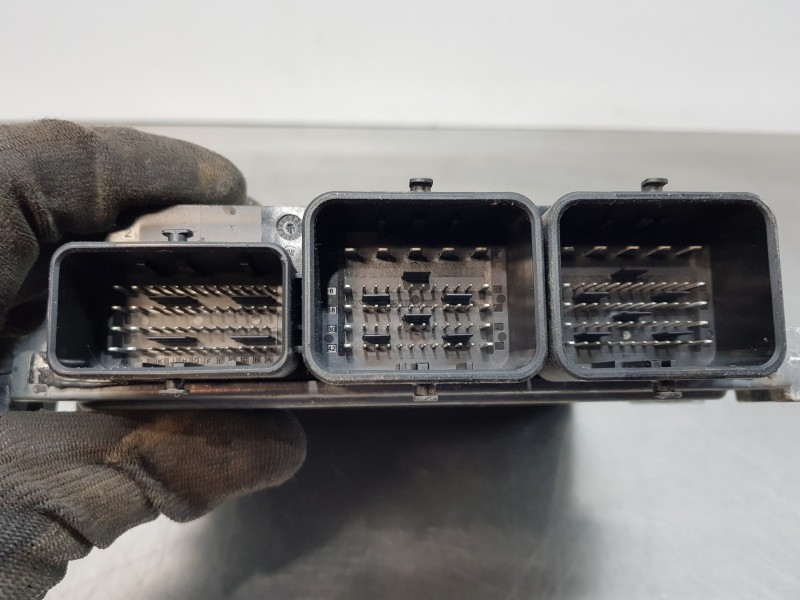 Recambio de centralita motor uce para ford c-max titanium referencia OEM IAM AV6112A650YF S180133002F 