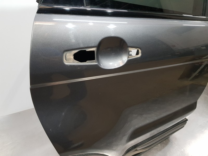 Recambio de puerta trasera derecha para land rover evoque 4x4 referencia OEM IAM LR028556 BJ3224630AA 