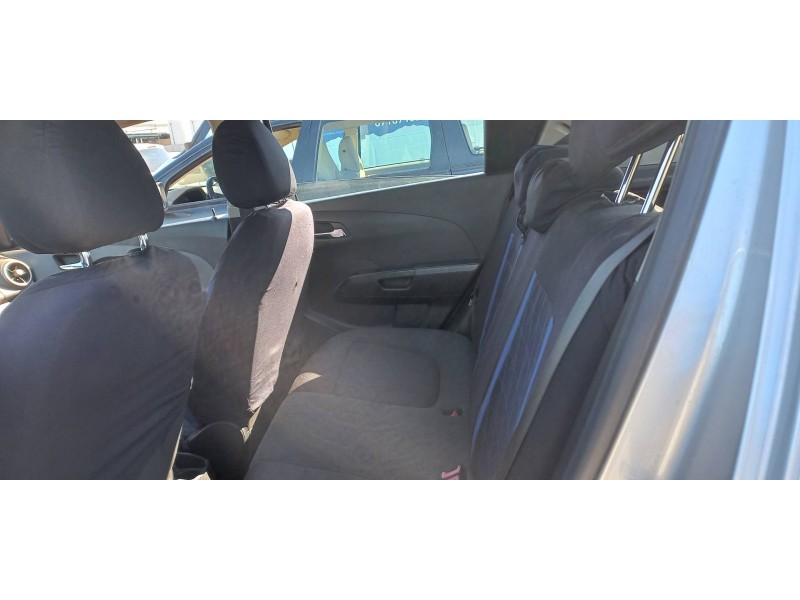 chevrolet aveo berlina hatchback del año 2012