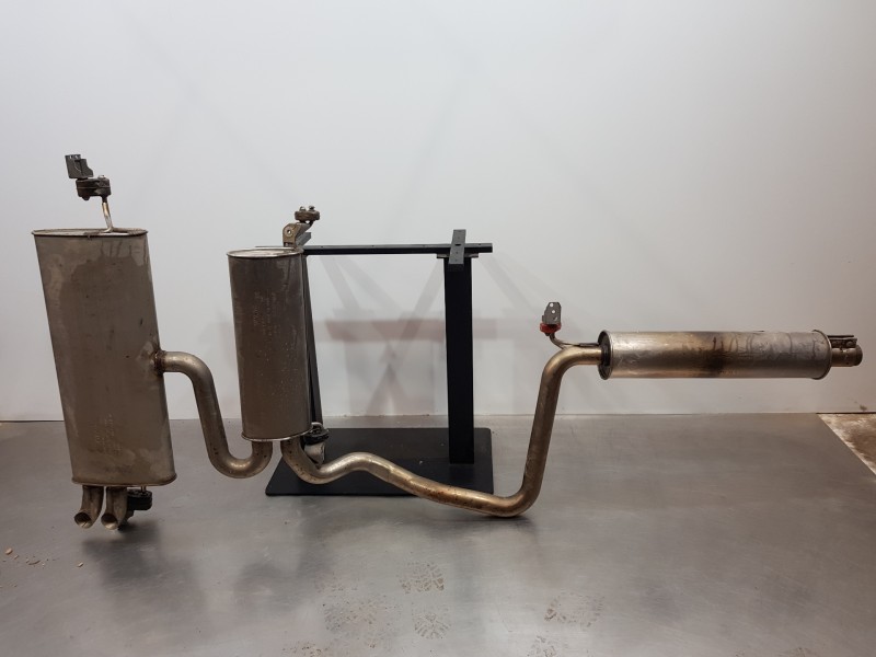 Recambio de tubo escape trasero para volkswagen t-roc r-line referencia OEM IAM 02GA253609 2GA253609 5Q0253409AL Recambio de tubo escape trasero para volkswagen t-roc r-line referencia OEM IAM 02GA253609 2GA253609 5Q0253409AL