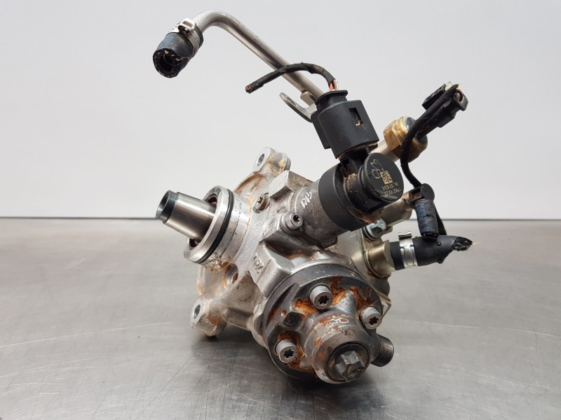 Recambio de bomba inyeccion para mercedes clase a (w177) 200 d referencia OEM IAM A6540704601 0445010796 0928400798