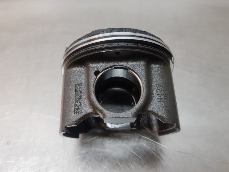 Recambio de piston para mercedes clase a (w177) 200 d referencia OEM IAM A6540306400  