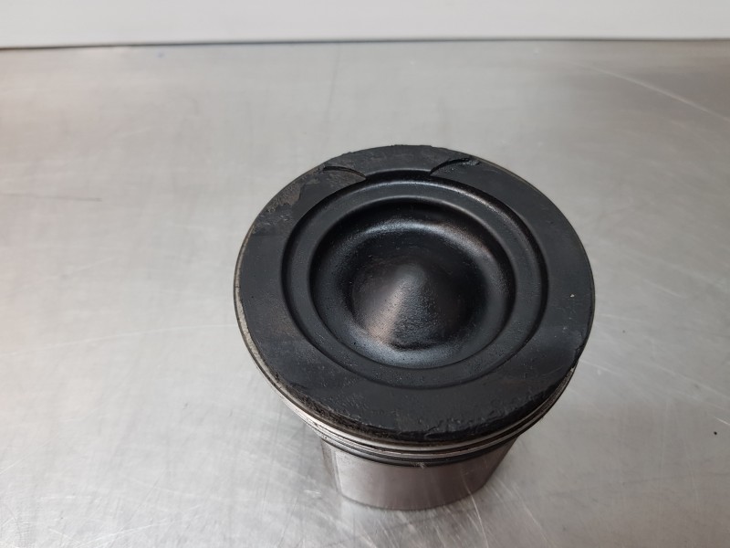 Recambio de piston para mercedes clase a (w177) 200 d referencia OEM IAM A6540306400  