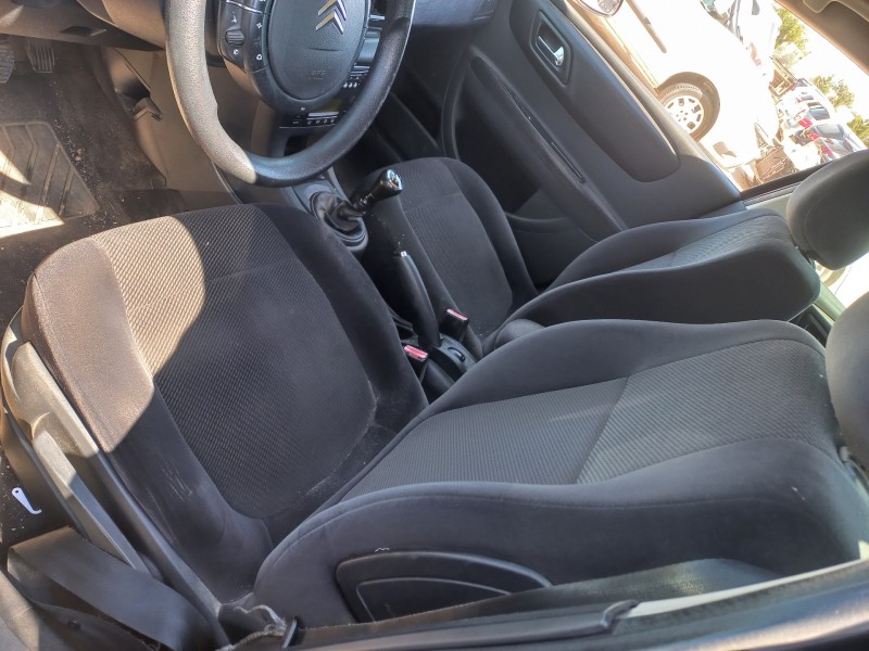 citroen c4 sedan del año 2010