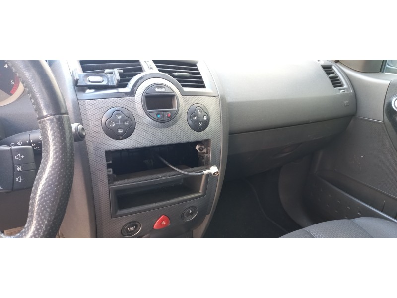 renault megane ii berlina 5p del año 2006