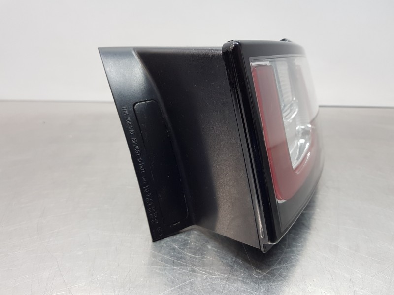 Recambio de piloto trasero derecho para land rover evoque 4x4 referencia OEM IAM LR116195 GJ3213404AC 