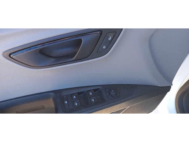 seat leon st (5f8) del año 2016