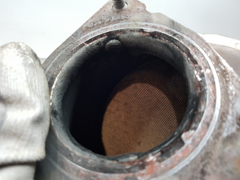 Recambio de catalizador para land rover evoque 4x4 referencia OEM IAM LR088326 GJ325G267AF 