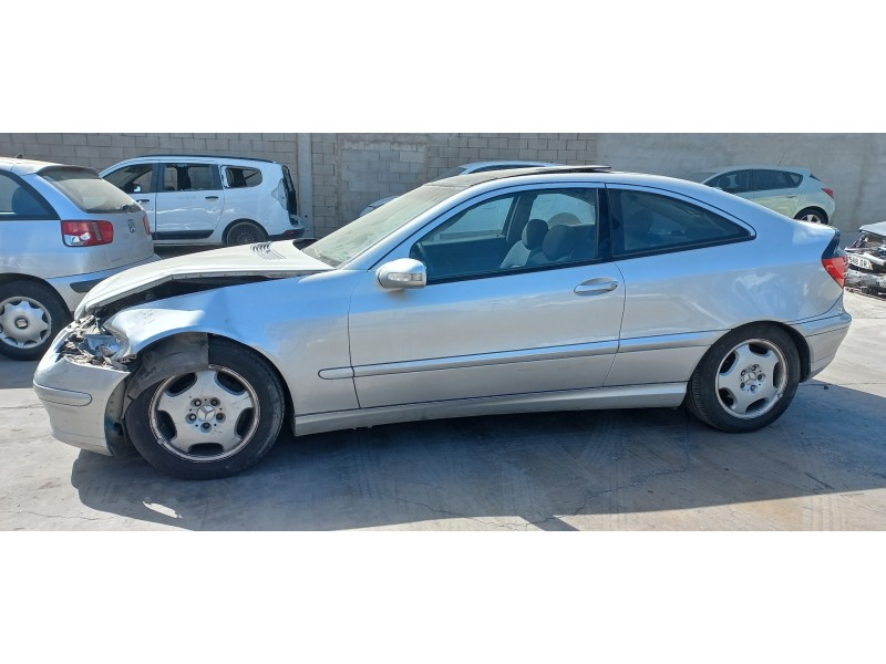 mercedes clase c (w203) sportcoupe del año 2004