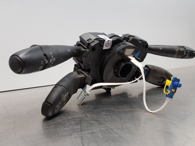 Recambio de mando multifuncion para peugeot partner kombi active referencia OEM IAM 96662458XT   Recambio de mando multifuncion para peugeot partner kombi active referencia OEM IAM 96662458XT