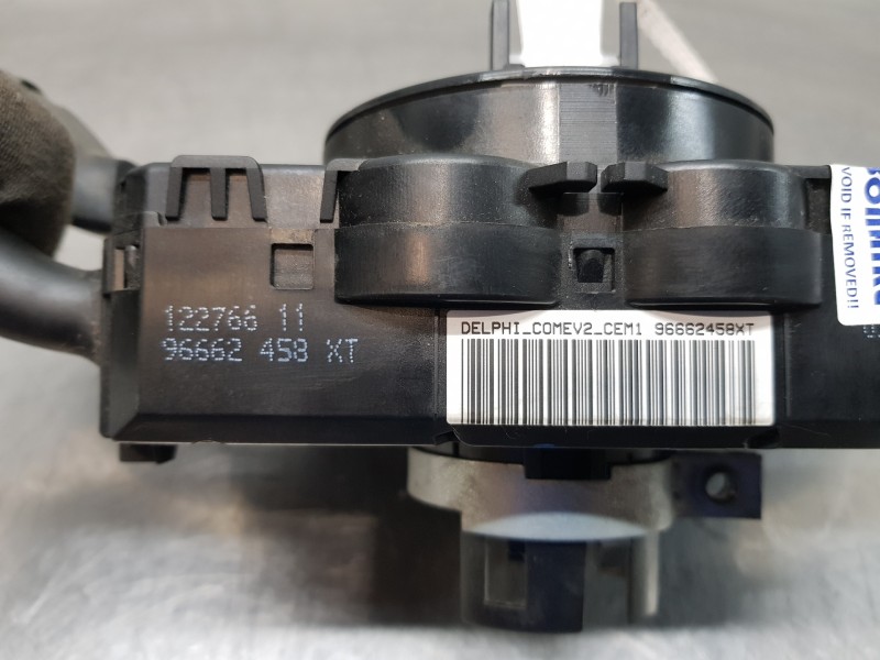 Recambio de mando multifuncion para peugeot partner kombi active referencia OEM IAM 96662458XT   Recambio de mando multifuncion para peugeot partner kombi active referencia OEM IAM 96662458XT