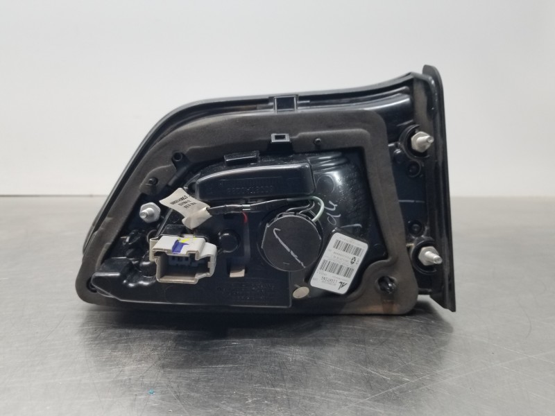 Recambio de piloto trasero derecho interior para jeep compass ii multiair referencia OEM IAM 55112684AB 55112684AA P55112684AB