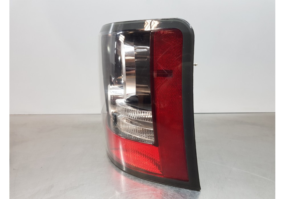 Recambio de piloto trasero derecho para land rover range rover sport ls referencia OEM IAM LR036155 AH3213404BD AH3213404BC