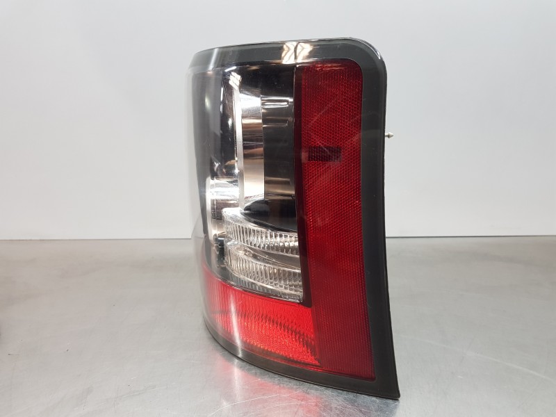 Recambio de piloto trasero derecho para land rover range rover sport ls referencia OEM IAM LR036155 AH3213404BD AH3213404BC