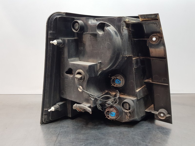 Recambio de piloto trasero derecho para land rover range rover sport ls referencia OEM IAM LR036155 AH3213404BD AH3213404BC