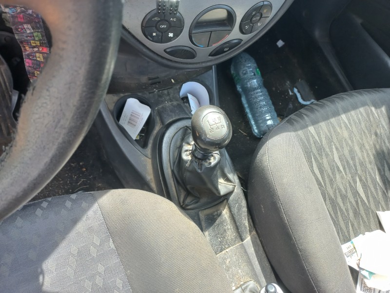 ford focus berlina (cak) del año 2002